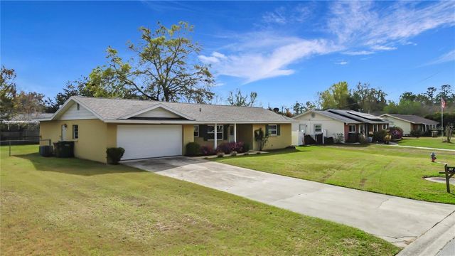 1605 NE 17TH AVENUE, Ocala, FL 34470