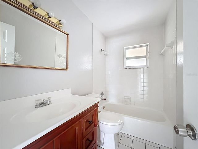 1605 NE 17TH AVENUE, Ocala, FL 34470