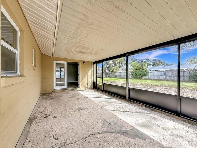 1605 NE 17TH AVENUE, Ocala, FL 34470