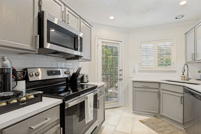 2902 State Street 22, Dallas, TX 75204