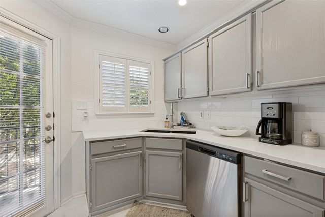 2902 State Street 22, Dallas, TX 75204