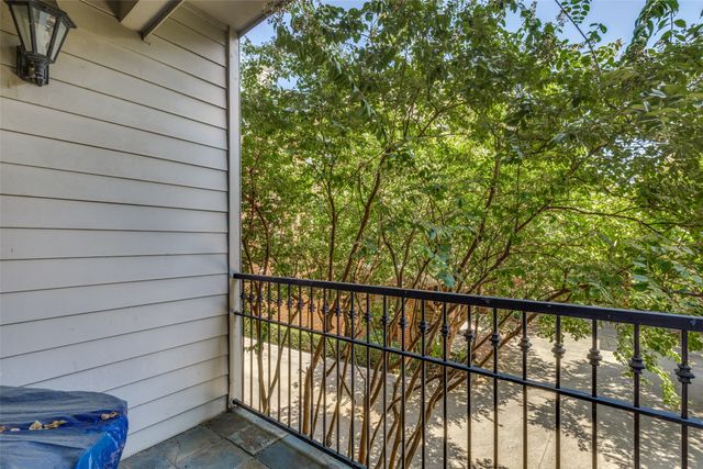 2902 State Street 22, Dallas, TX 75204