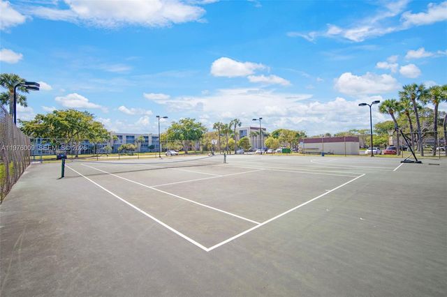 3141 NW 47th Ter 335, Lauderdale Lakes, FL 33319