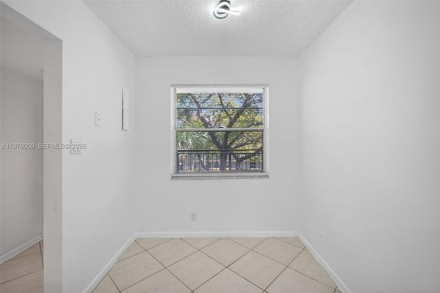 3141 NW 47th Ter 335, Lauderdale Lakes, FL 33319