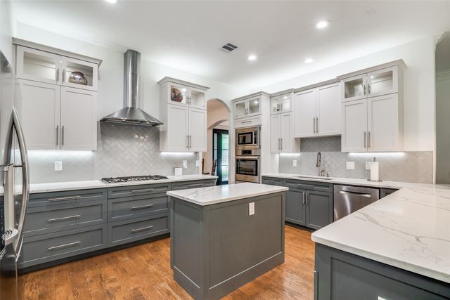 716 Ashley Place, Murphy, TX 75094
