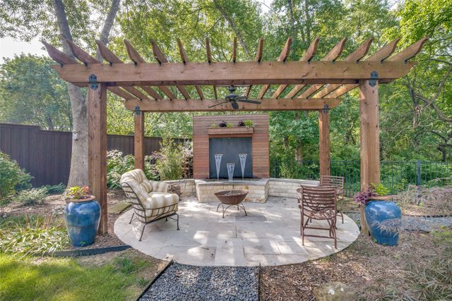 716 Ashley Place, Murphy, TX 75094