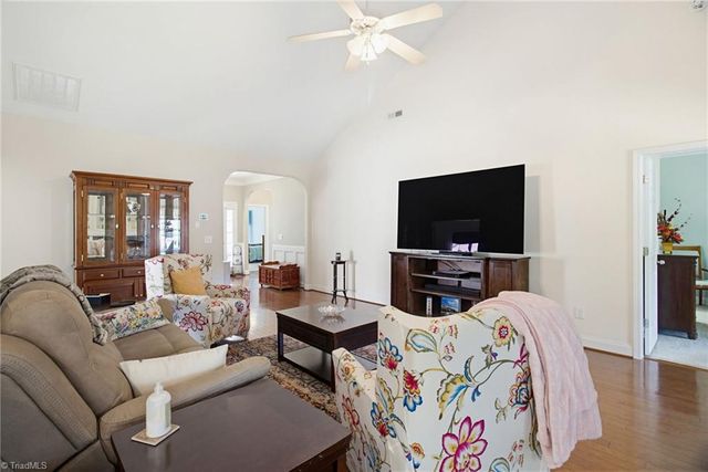 5421 Esher Drive, Walkertown, NC 27051
