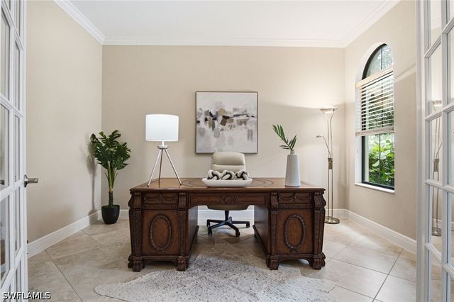 4433 Tamarind WAY, Naples, FL 34119