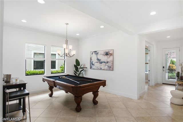 4433 Tamarind WAY, Naples, FL 34119
