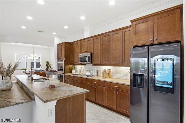 4433 Tamarind WAY, Naples, FL 34119