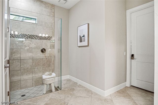 4433 Tamarind WAY, Naples, FL 34119