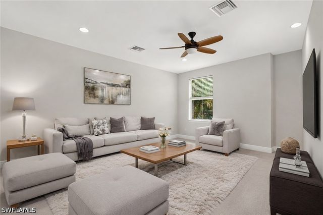 4433 Tamarind WAY, Naples, FL 34119
