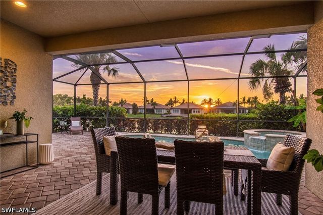 4433 Tamarind WAY, Naples, FL 34119