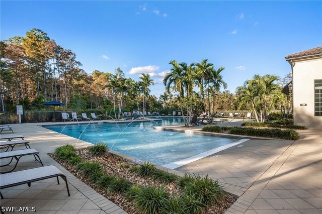 4433 Tamarind WAY, Naples, FL 34119