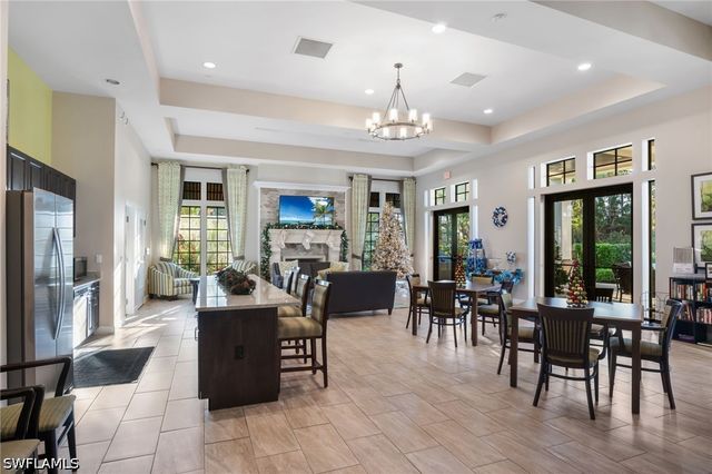 4433 Tamarind WAY, Naples, FL 34119