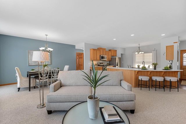 1960 Foxcroft LANE, Waukesha, WI 53189