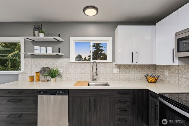 1217 S 19th Street, Tacoma, WA 98405