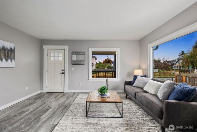 1217 S 19th Street, Tacoma, WA 98405