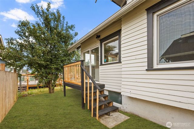 1217 S 19th Street, Tacoma, WA 98405