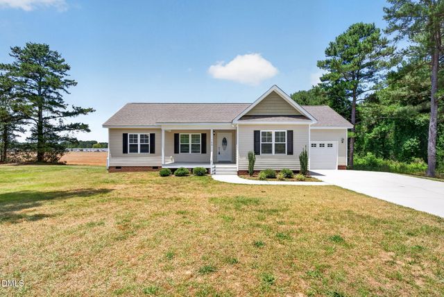 100 Carson Court, Lillington, NC 27546