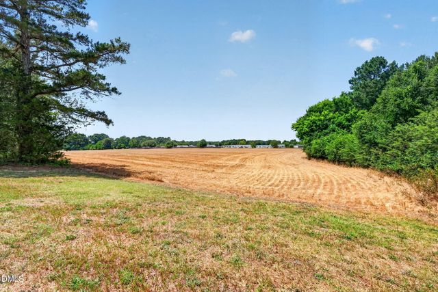 100 Carson Court, Lillington, NC 27546