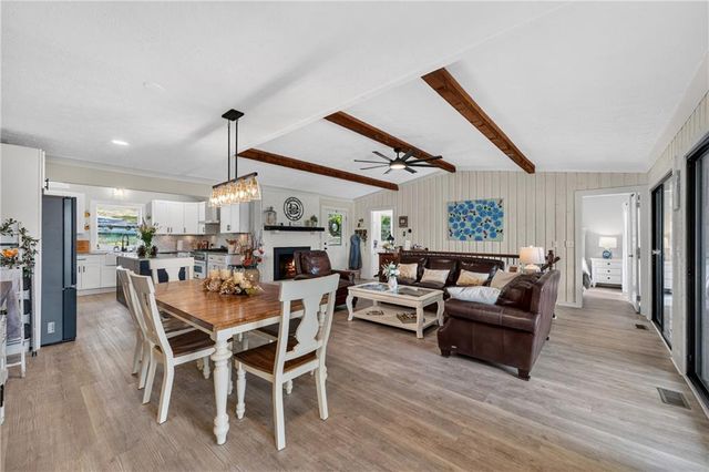 214 Sugar Cane Drive, Hartwell, GA 30643