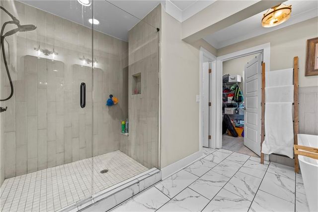 214 Sugar Cane Drive, Hartwell, GA 30643