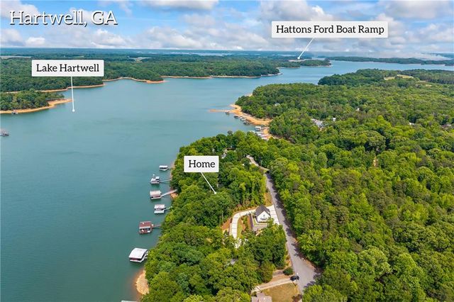 214 Sugar Cane Drive, Hartwell, GA 30643