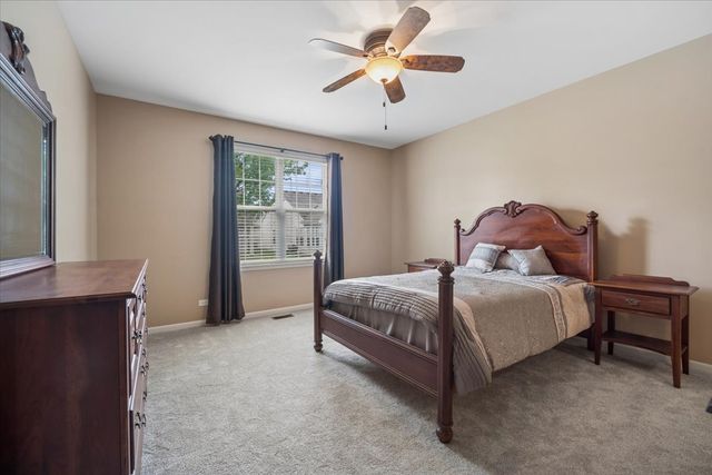 1769 Hannah Lane, Hampshire, IL 60140