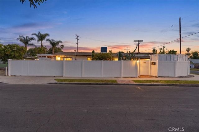 7959 Bothwell, Reseda, CA 91335