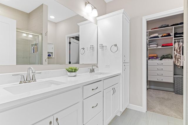 347 Riverview Circle, Hanover, MN 55341