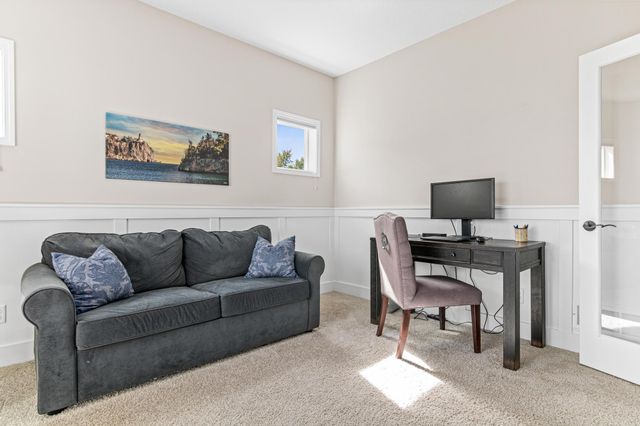 347 Riverview Circle, Hanover, MN 55341