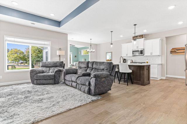 347 Riverview Circle, Hanover, MN 55341