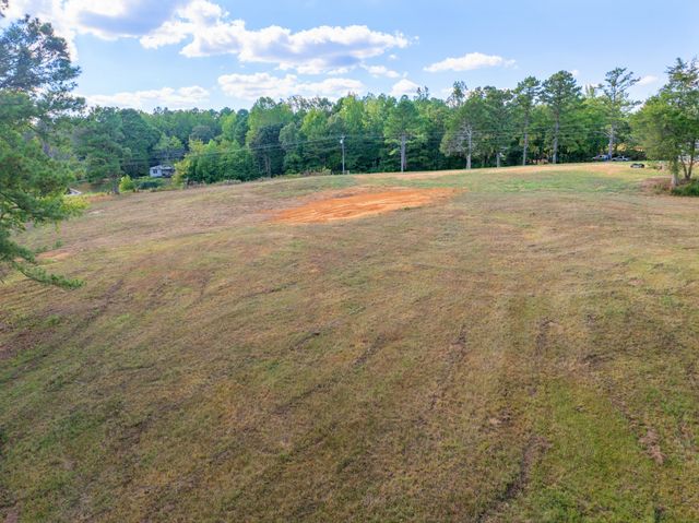 0 Brooksie Thompson Rd, Bath Springs, TN 38311