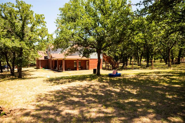 696 Indian Trail, Decatur, TX 76234