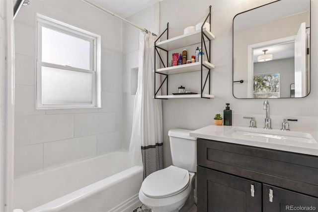 4685 S Washington Street, Englewood, CO 80113