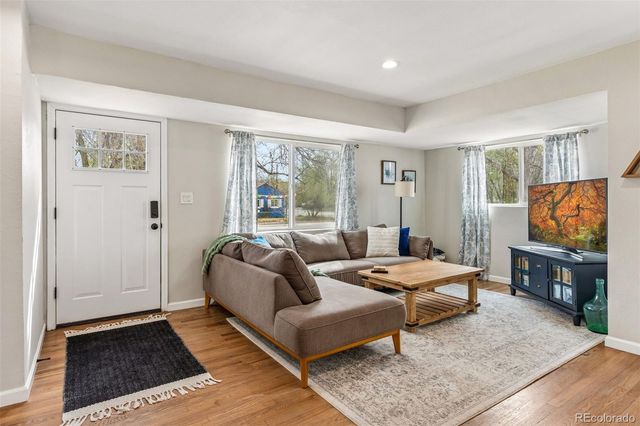 4685 S Washington Street, Englewood, CO 80113