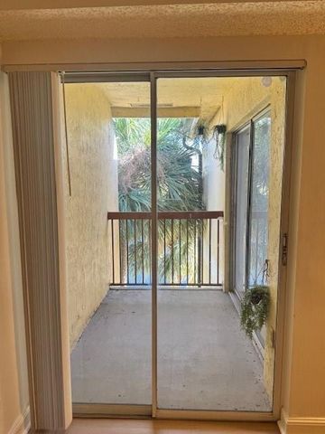 7640 Westwood Drive 417, Tamarac, FL 33321