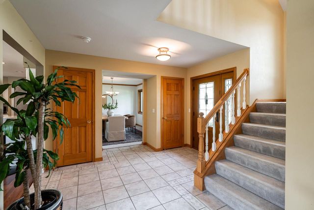 S67W20071 Benjamin COURT, Muskego, WI 53150