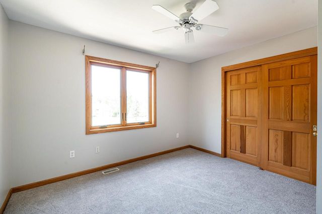 S67W20071 Benjamin COURT, Muskego, WI 53150