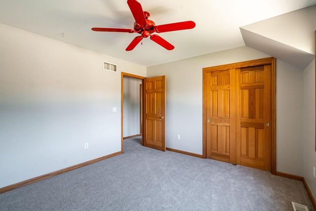 S67W20071 Benjamin COURT, Muskego, WI 53150