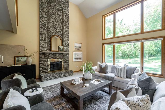 S67W20071 Benjamin COURT, Muskego, WI 53150