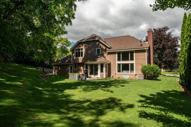 S67W20071 Benjamin COURT, Muskego, WI 53150