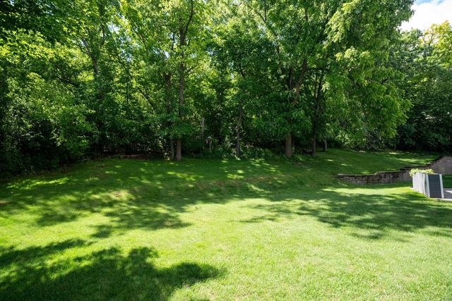 S67W20071 Benjamin COURT, Muskego, WI 53150