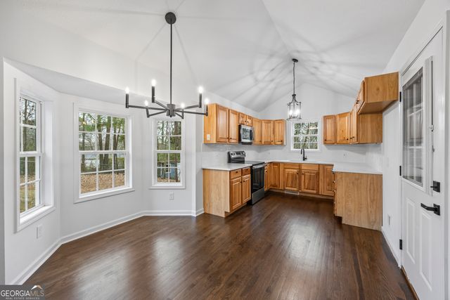 475 Hilltop Way, Toccoa, GA 30577