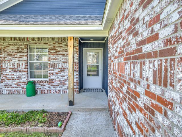 1141 Haynie Street, Skiatook, OK 74070