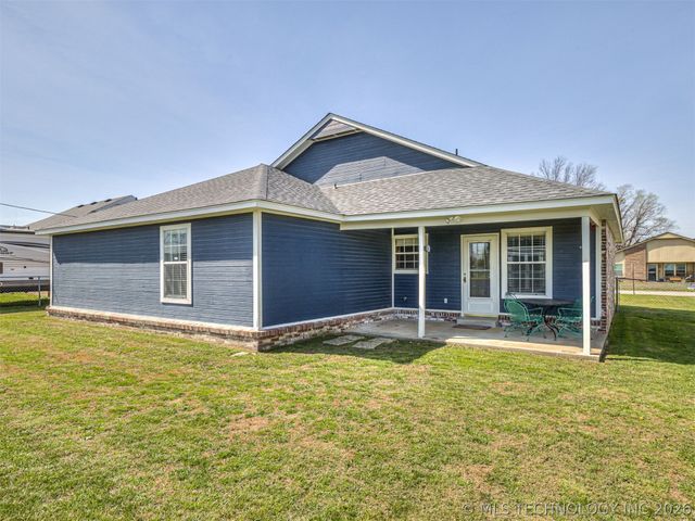 1141 Haynie Street, Skiatook, OK 74070