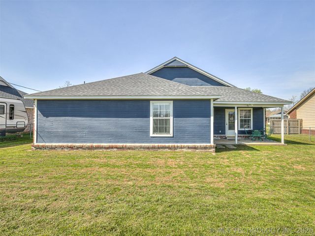 1141 Haynie Street, Skiatook, OK 74070