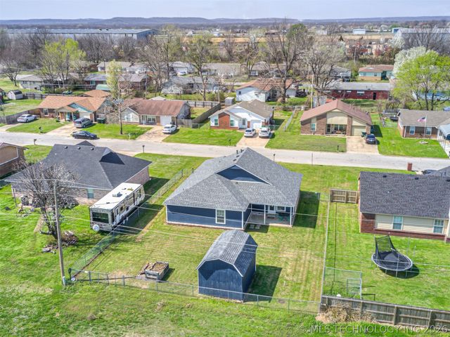 1141 Haynie Street, Skiatook, OK 74070