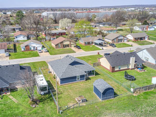 1141 Haynie Street, Skiatook, OK 74070